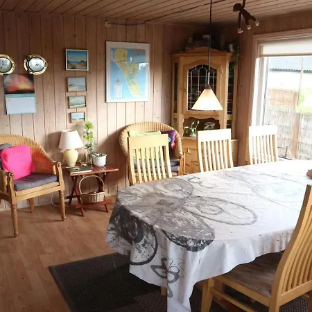 Holiday home Neele - 550m From The Sea By Interhome *