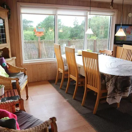 Holiday Neele - 550m From The Sea By Interhome